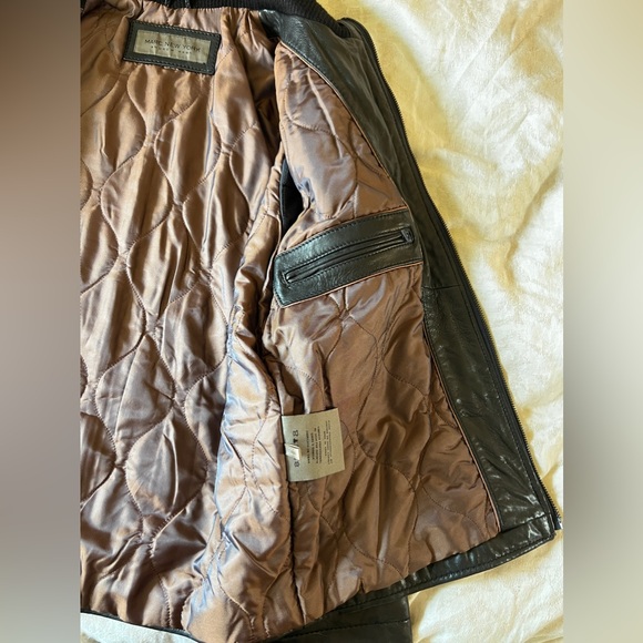 Marc New York Andrew Marc Large Black Lambskin Leather - Picture 4 of 12